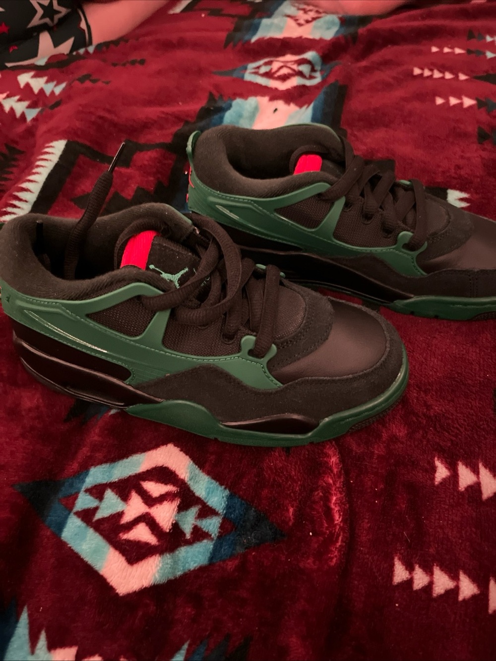 Jordan Kids Black and Green Low-Top Sneakers with Red Accent